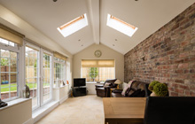 Temple Guiting single storey extension leads